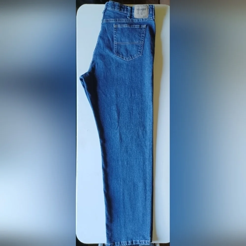 Wrangler Authentics Men's Blue Denim Jeans 40x34